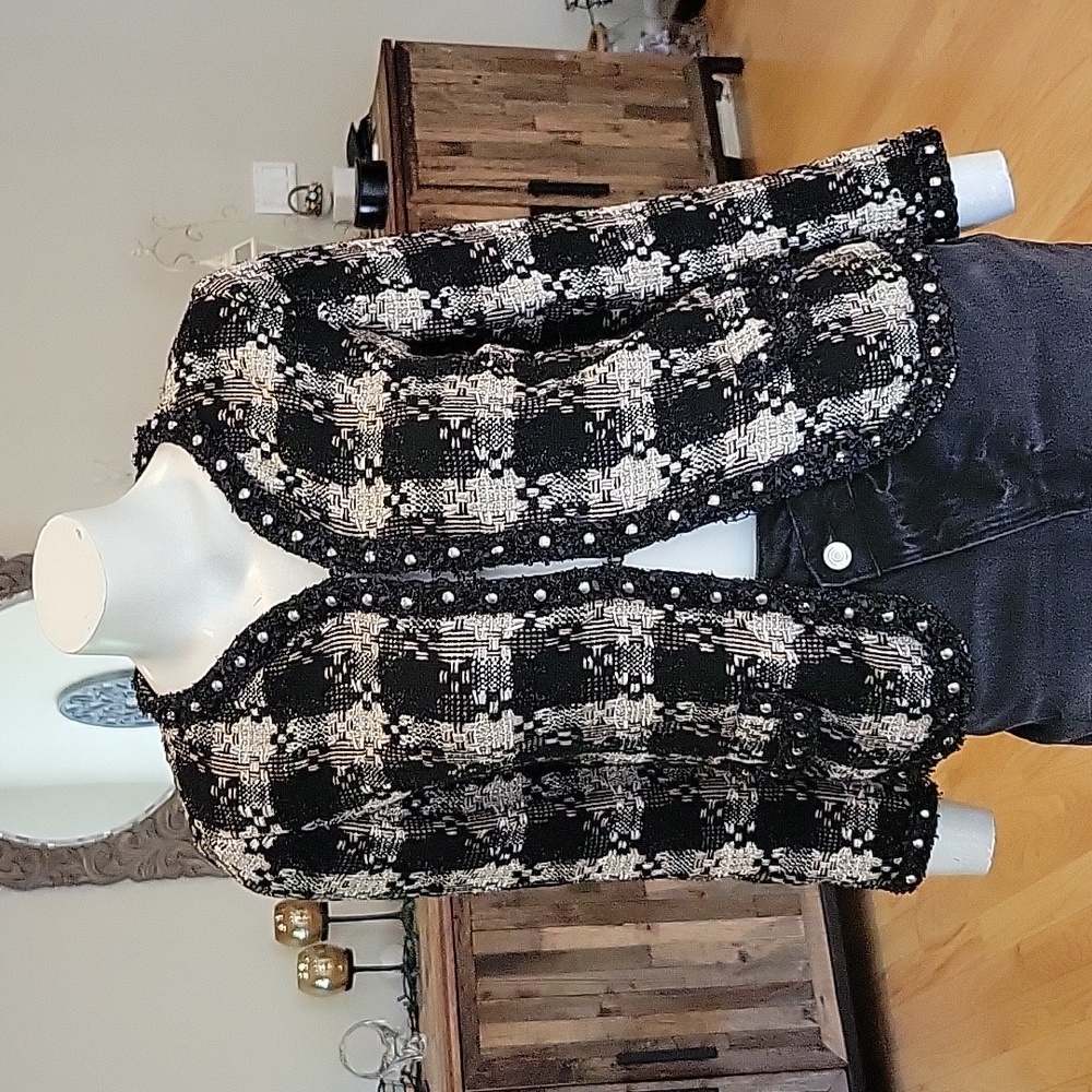 St. John Couture Wool Blend Metallic Thread Tweed Blazer With Silver Stu…